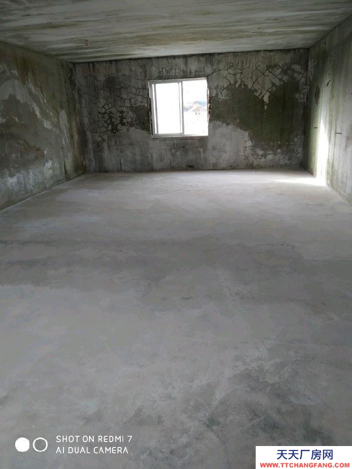 威海环翠上下两层有货梯的厂房出租