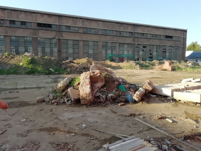 邯郸 丛台 黄粱梦附近2万平可做物流可以走大车，可做仓库，可分租价格可谈图2