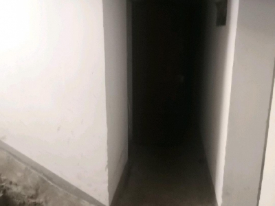 邯郸 丛台 房源紧挨楼道，方便可以存车子，可以改电充电动车图2