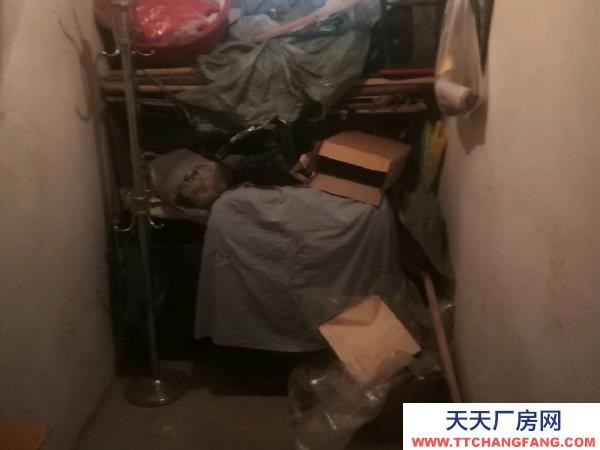 邯郸 丛台 房源紧挨楼道，方便可以存车子，可以改电充电动车