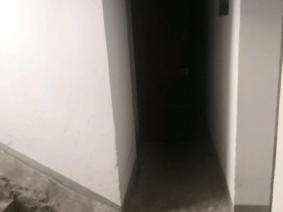 邯郸 丛台 房源紧挨楼道，方便可以存车子，可以改电充电动车图3