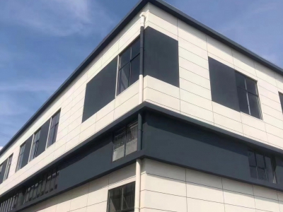 面积900-2000m²；独栋、双拼或分层高标准工业厂房。图2