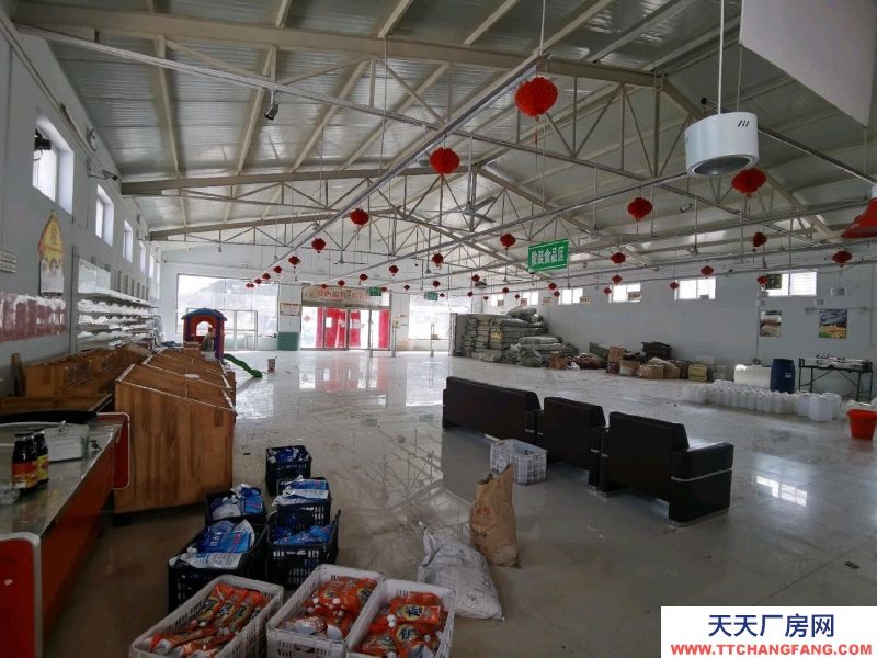 (出租) 城区周围，交通便利。水电暖齐全，独立院子，周围安静。