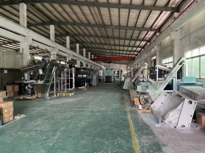 (出租) 清远龙塘独门独院4000方,可做喷漆喷粉注塑等带宿舍图3