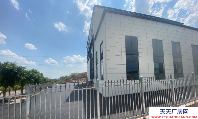 1815m²高标准工业厂房。低价现房。