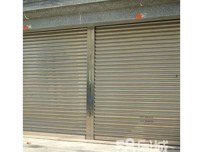 (出租) 定西临洮县两大间铺面140平！层高4米！出行方便，可以当库房，小作坊！图1