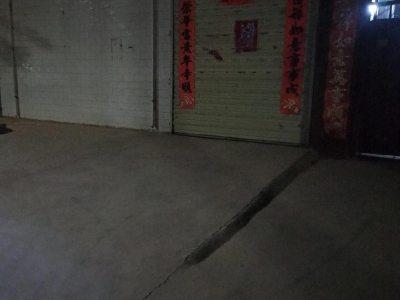 (出租) 张掖临泽城西有临街库房一间出租，100平米，砖混结构