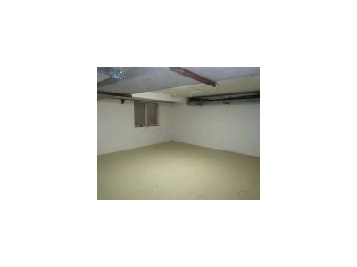 (出租) 门头沟库房，1060平可供选择，有电梯，车库直达，装卸便捷图3