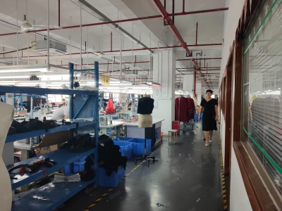 (出租) 广东中山9蚊，沙溪镇 服装厂3000平方（可分租）精装修现成办公室图2