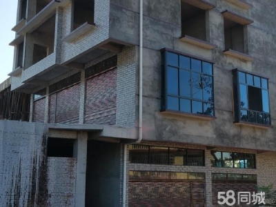 邵阳市邵阳县房孑共四层，一二层框架结构。图3
