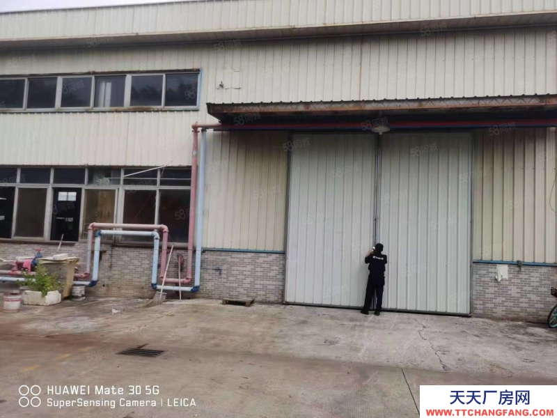 (出租) 广东佛山容桂仓库出租停车进车没问题，高度有9米，大路边上直对房东