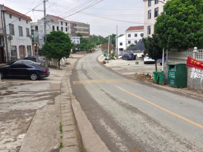 岳阳市岳阳楼区 可进挂车！租金便宜！房东自建标准厂房出租仓库出租图3