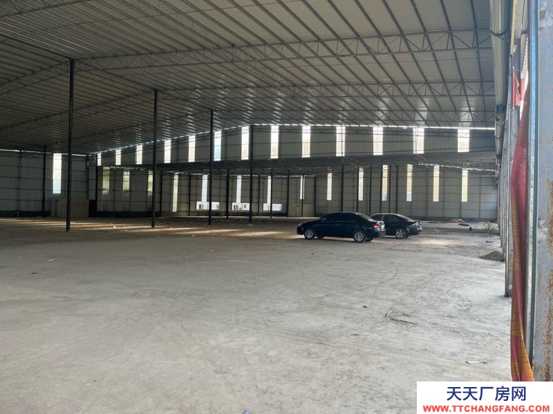 (出租)玉林 陆川工业园区红绿灯路口，6000平方，可装吊，