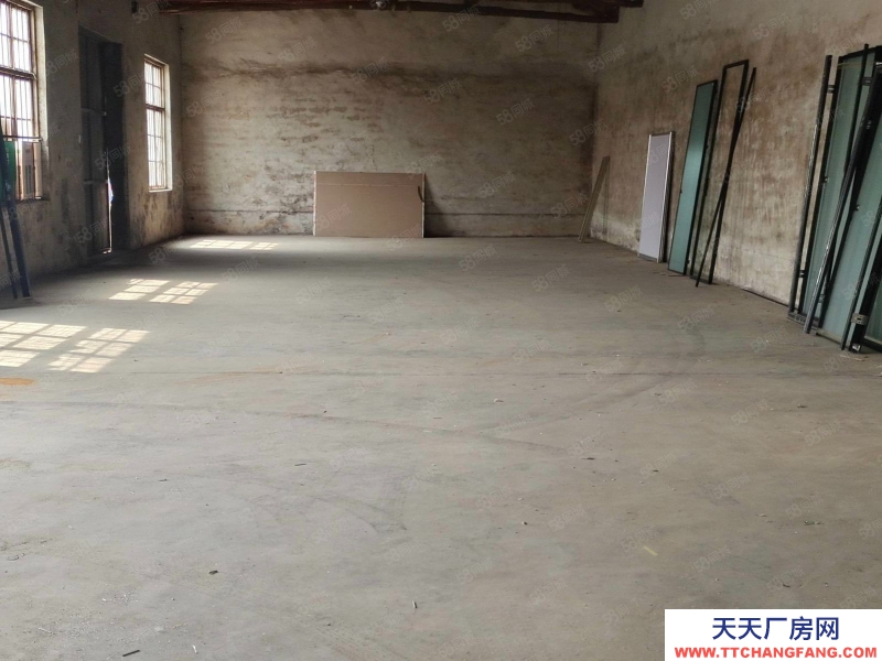 日照东港高科园仓库 日照路与潍坊路仓库168平 进出大车方便