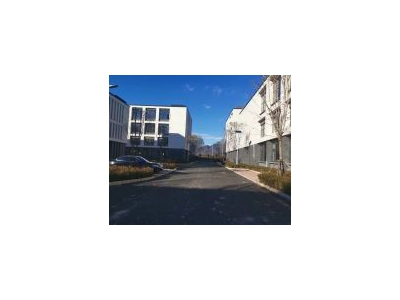 (出租) 平谷城区 厂房出租出售 两层结构 正规园区 可环评注册生产图1