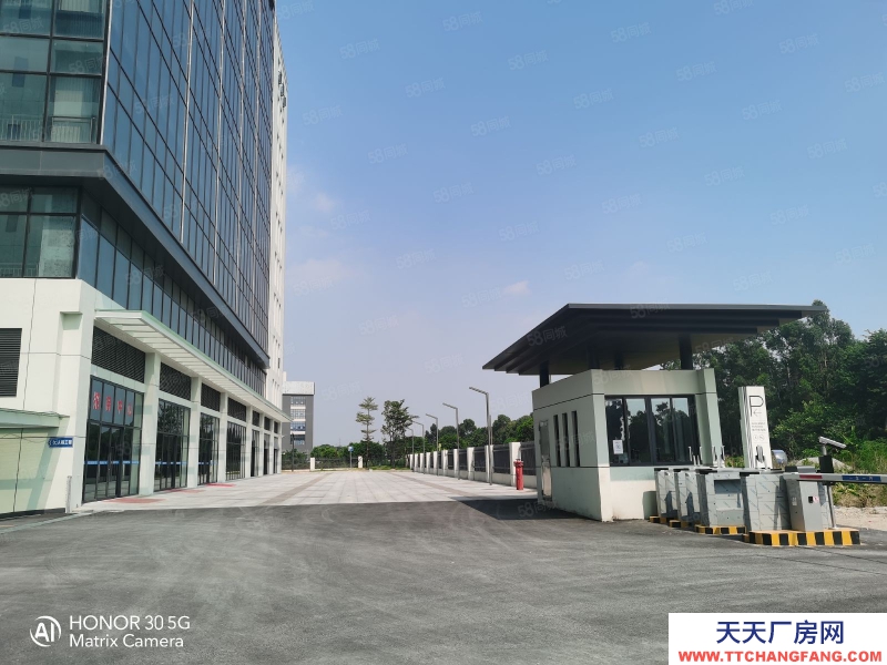 (出租) 佛山顺德上市公司形象！大小可分租 原房东实际面积出租，享受政府扶持！