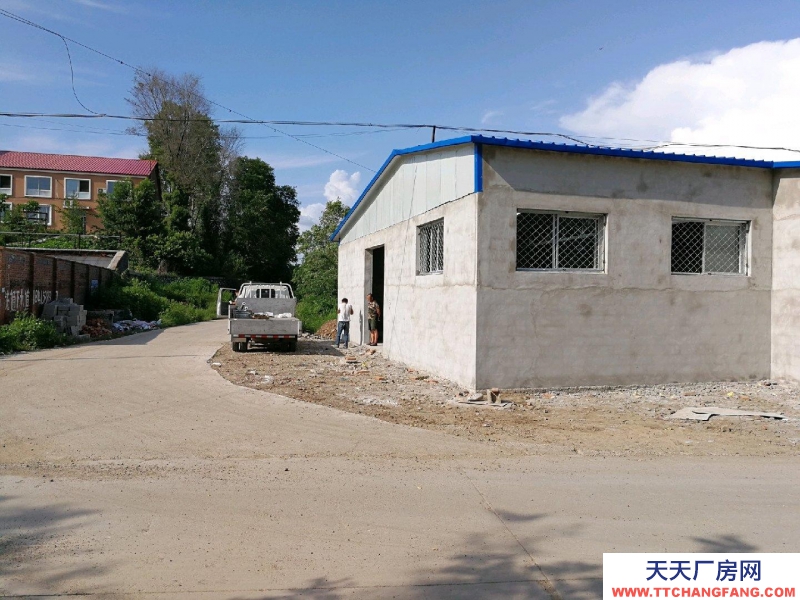 (出租) 丹东振兴300平米厂房库房一年2W，道路宽敞