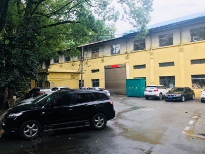 岳阳市岳阳楼区  岳阳花板桥理工学院对面 仓库出租 马路边进车方便图3