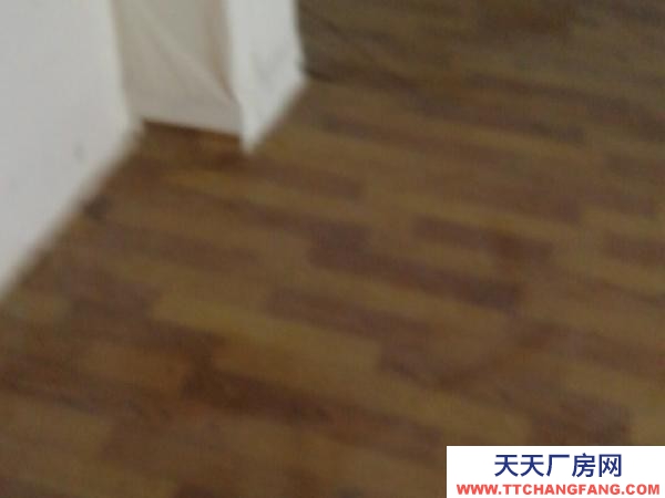 岳阳市岳华容区 两间门面，共110平方。