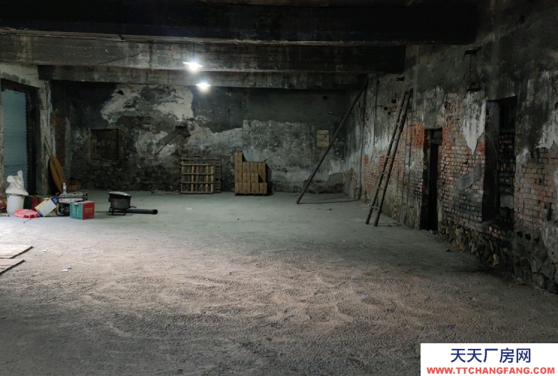 (出租) 本溪溪湖区位置好，房子干净，新安装的卷帘门