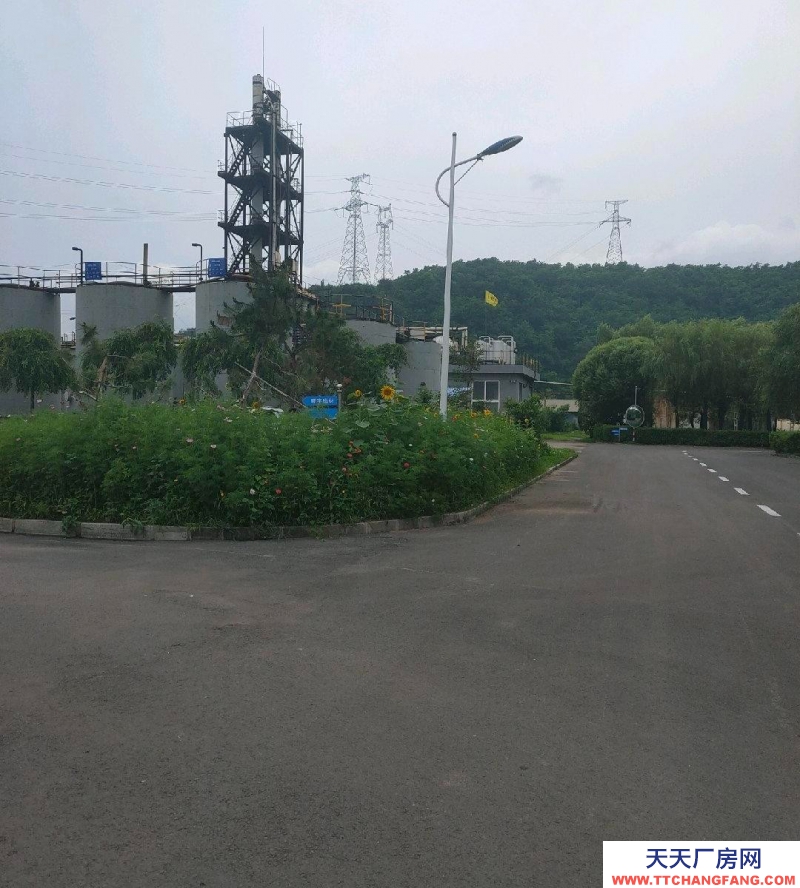 (出租)本溪溪湖区郑家9车站附近大型仓库！可以进叉车的！1000平左右！