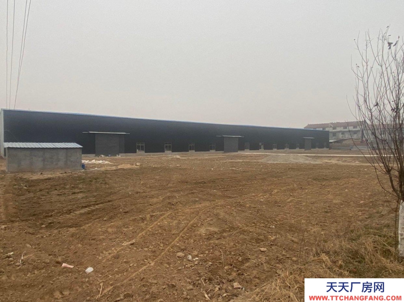 菏泽曹县占地8.26亩，厂房面积1600.水电齐全，