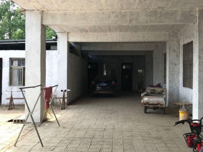 菏泽曹县西环路西200平门面及仓库出租图1