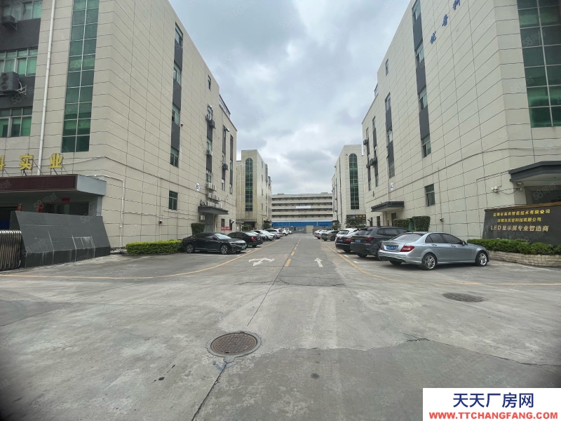 (出租) 深圳福永会展中心7000平厂房出租独门独院原房东带红本