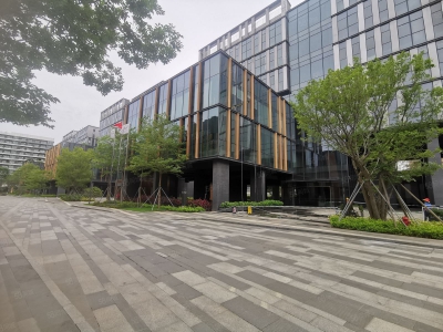 (出租) 深圳南山西丽地铁口高新产业研发办公1000平带豪华装修可分租低价图1
