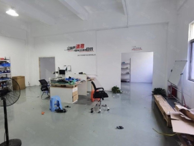 (出租) 深圳龙华观澜库坑独院一楼厂房精装修800平方低价出租图3