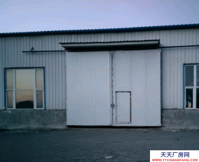 (出租) 鞍山铁东厂房1400平，院6500平，交通方便