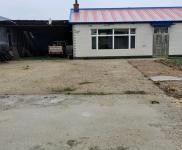(出租) 住房二套。院内可以用做养狗