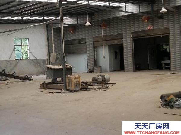 岳阳市湘阴区 厂房位于金龙镇芙蓉大道旁，三相四线，自来水，网络一应俱全
