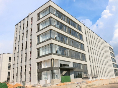 (出租) 深圳武深高速2km现楼园区出租 车位饭堂配套 物业管理式厂房图1