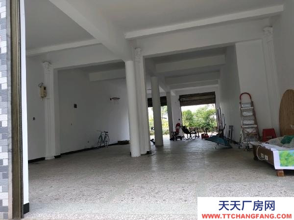 岳阳市湘阴区 仓库位于新知源学校附近，自家楼房的层，仓库宽敞