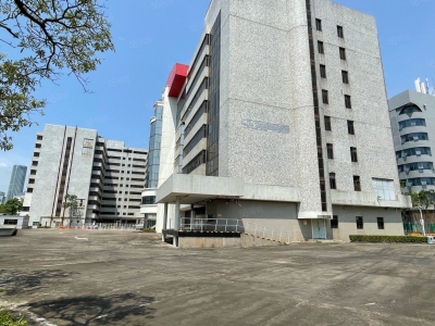 (出租) 深圳盐田独门独院4万平方厂房仓库出租，空地大，带货台,可分租图2