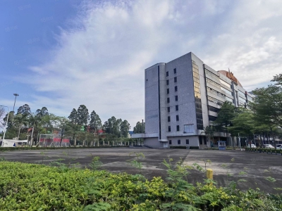 (出租) 深圳盐田保税区地铁旁新出独院红本厂房出租，大小可分空地超大形象佳图1