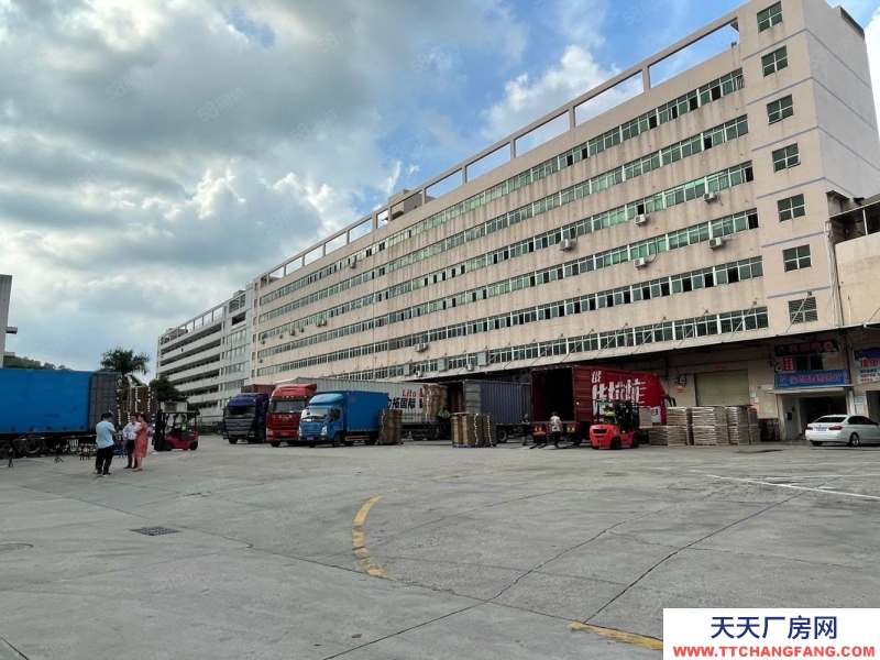 (出租) 深圳高速口！石岩益兴工业园一二楼各3500平物流仓库出租