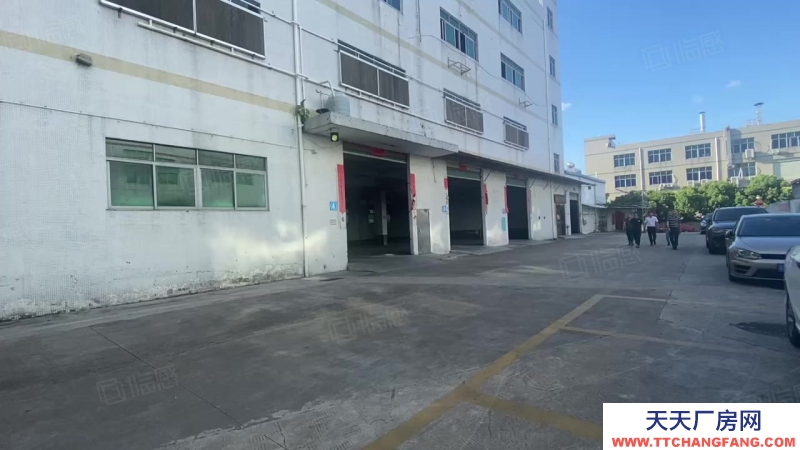 (出租) 深圳10元起租回馈社会平湖厂房仓库5000平 近地铁整租分租均可