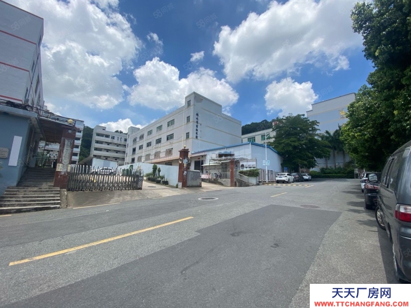 (出租) 深圳10元起租回馈社会平湖厂房仓库5000平 近地铁整租分租均可