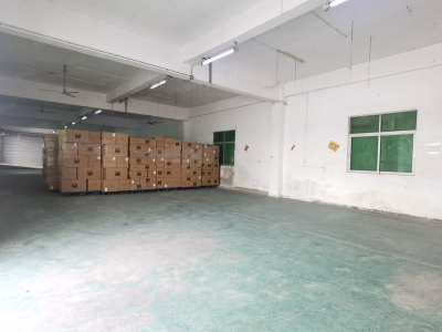 (出租) 深圳原房东出租，标准楼层仓，一楼带卸货台，2楼两吨电梯图2
