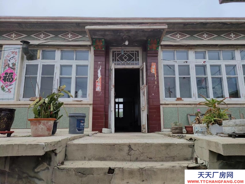 (出售)锦州凌海市新庄子镇曹家村焦家屯房屋和厂房大院