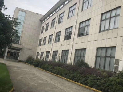 嘉兴桐乡(出售) 石门工业园区独门独院厂房1至3层 土地3亩 面积3800平方图1