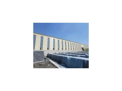 (出租) 十米高六千平带十吨吊车供暖办公楼2300平场地万平可整可分租图3