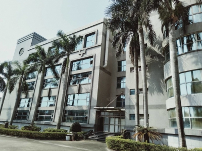 (出租) 珠海南屏整栋12000方标准厂房，高7.8米带行车，按需分租图1