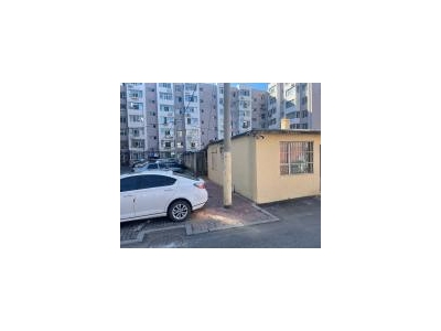 (出租) 可做办公室和仓库，8个车库图2