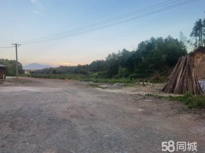 岳阳市平江区 位于平江城区交通方便，面积宽广，便于施工作业，停车方便图3