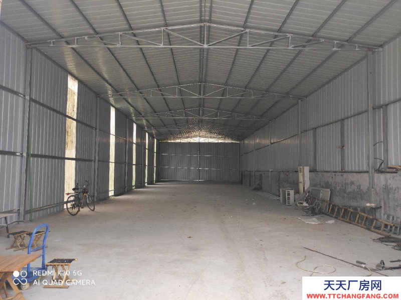 滨州邹平黄山五路与邹魏路口，交通方便，水电齐全，场地宽阔
