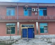 (出租)辽源 建筑面积1000平以上，各种设施齐全，有停车场！