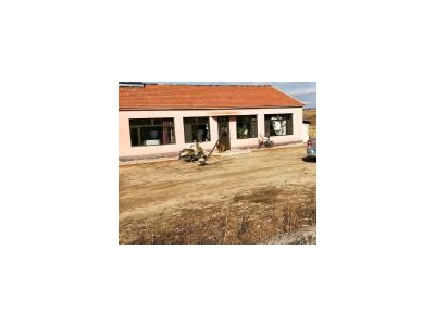 (出售) 东辽水泥板房两个 库房一 住房一个图3